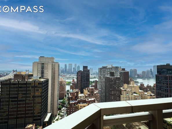 300 East 55th Street PH1C, New York NY 10022