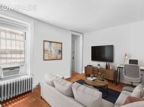 261 West 22nd Street 5, New York NY 10011