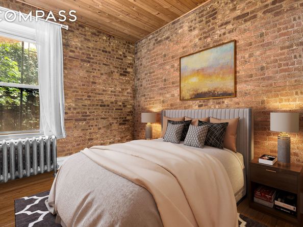 261 West 22nd Street 5, New York NY 10011