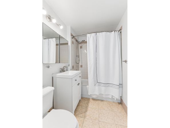 4-74 48th Avenue PH4D, Queens NY 11109