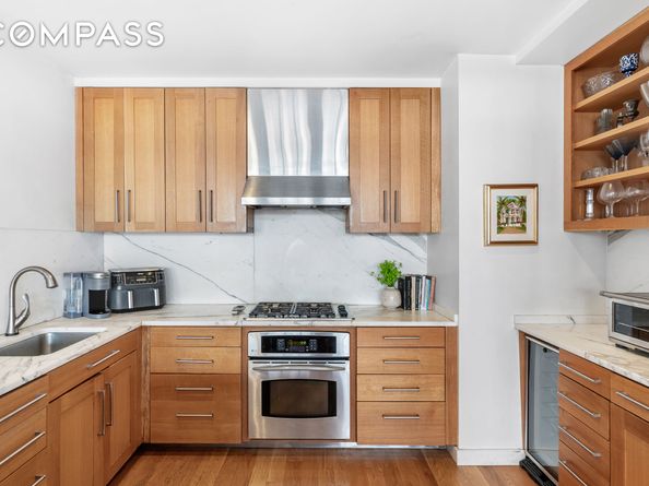 130 West 30th Street 16A, New York NY 10001