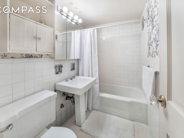 345 East 56th Street 5C, New York NY 10022