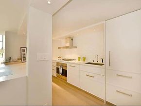 421 Hudson Street 305, New York NY 10014