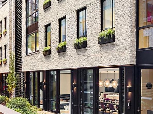 421 Hudson Street 305, New York NY 10014