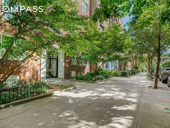 30 Monroe Place 3A, Brooklyn NY 11201