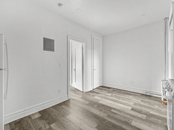 36-25 30th Street 1F, Queens NY 11106