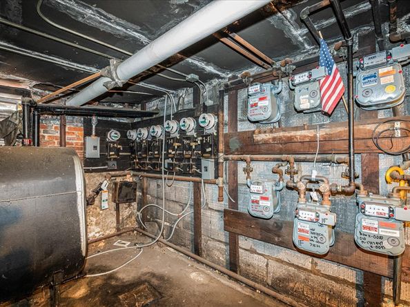 36-25 30th Street 1F, Queens NY 11106