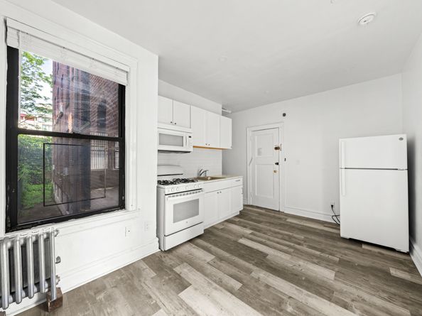 36-25 30th Street 1F, Queens NY 11106