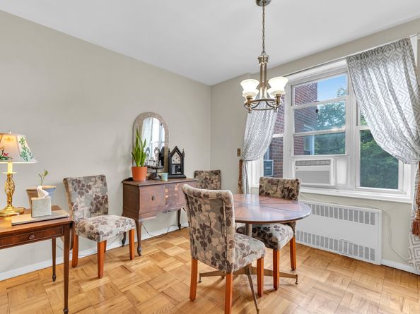 5601 Riverdale Avenue 7S, Bronx NY 10471