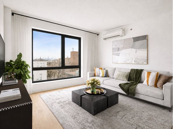 189 Cooper Street 2C, Brooklyn NY 11207