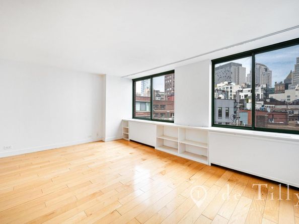 275 Greenwich Street 9F, New York NY 10007