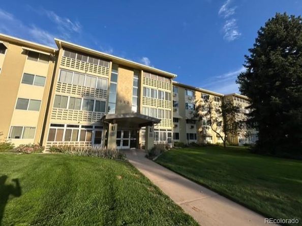 610 S Clinton Street 8B, Denver CO 80247
