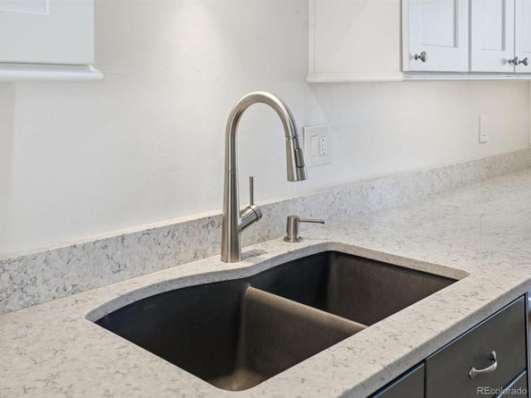 7493 W Cedar Circle, Lakewood CO 80226