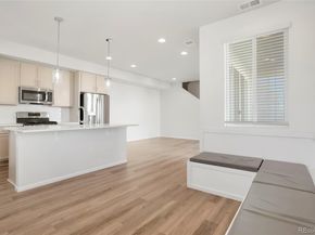 1675 S Andes Way, Aurora CO 80017