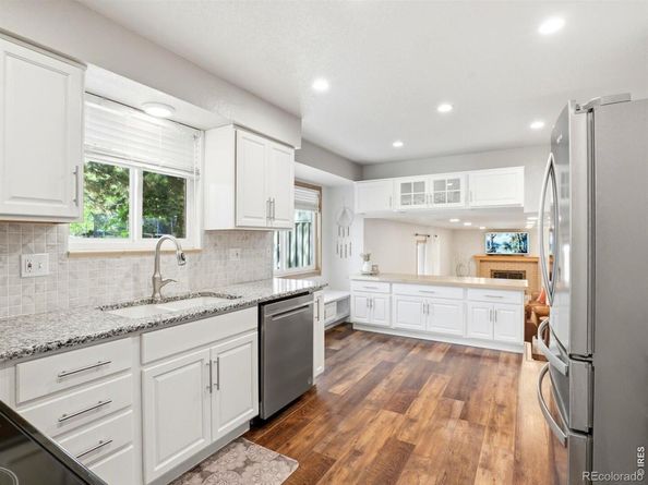 8923 W Warren Drive, Lakewood CO 80227