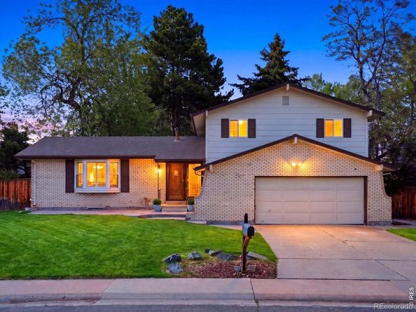 8923 W Warren Drive, Lakewood CO 80227