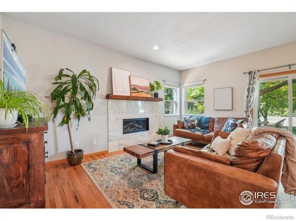 8009 James Court, Niwot CO 80503