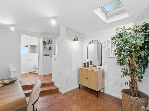 121 Kings Road, Brisbane CA 94005