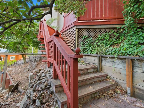 121 Kings Road, Brisbane CA 94005