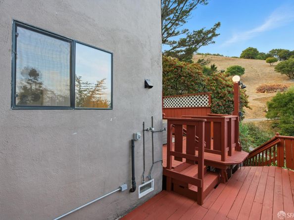 121 Kings Road, Brisbane CA 94005