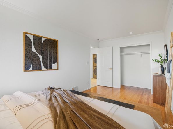 121 Kings Road, Brisbane CA 94005