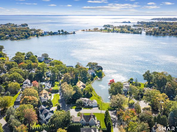 12 Seagate Road, Darien CT 06820
