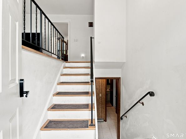 523 Newfield Avenue, Stamford CT 06905