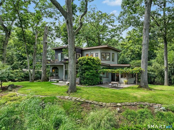 31 Splitrock Road, Norwalk CT 06854
