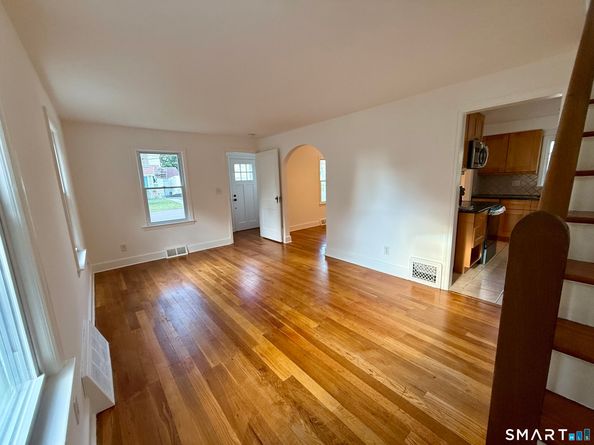 33 Marcroft Street, Stratford CT 06614