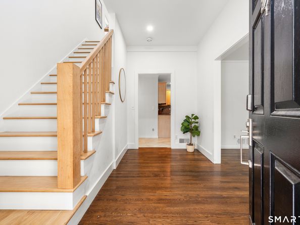 8 Rising Road, Norwalk CT 06850