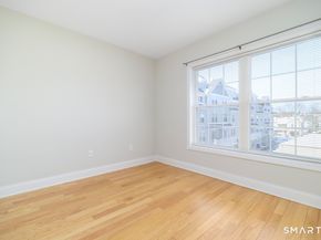 20 3rd Street 11, Stamford CT 06905