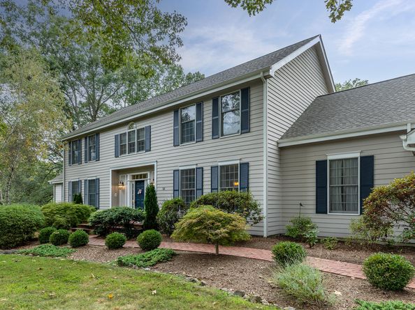 32 Sail Harbour Drive, New Fairfield CT 06812