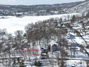 3 Orchard Drive, Danbury CT 06811