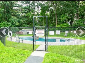 6 Rose Lane 325, Danbury CT 06810