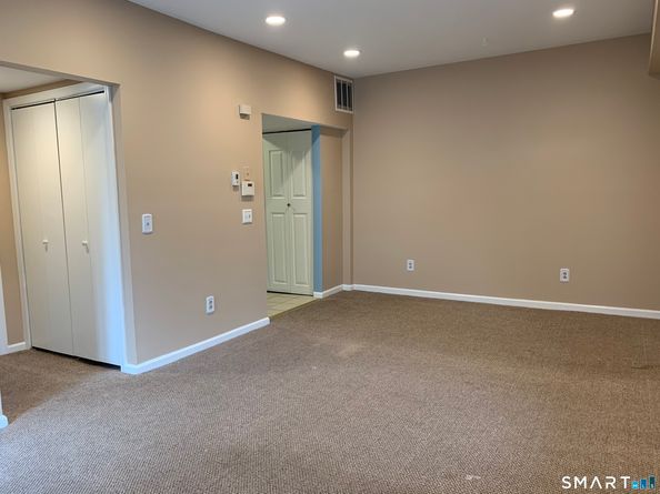 8 Taylor Avenue APT 2, Norwalk CT 06854