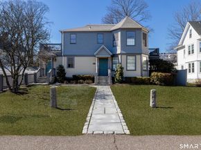 83 South Avenue APT C, New Canaan CT 06840