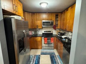 30 Stevens Street APT 111, Bridgeport CT 06606