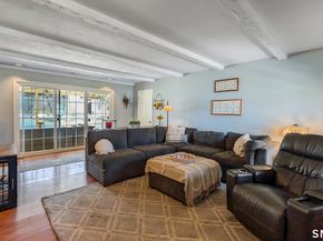 11 Old Woods Road, Brookfield CT 06804