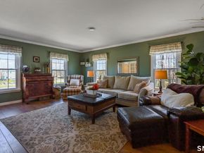 11 Old Woods Road, Brookfield CT 06804