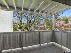 32 Rowayton Woods Drive 32, Norwalk CT 06854