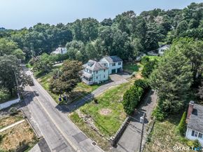 647 Bronson Road, Fairfield CT 06890