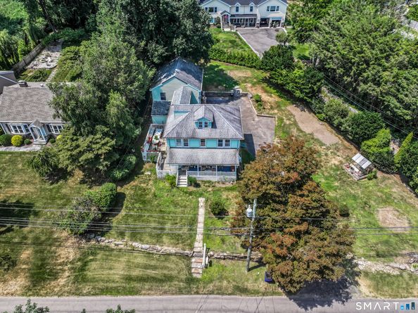 647 Bronson Road, Fairfield CT 06890