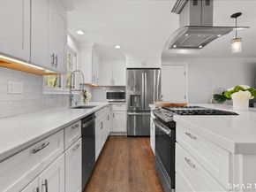 208 Wildflower Lane, Fairfield CT 06824