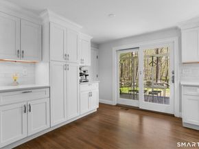 208 Wildflower Lane, Fairfield CT 06824