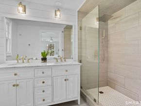 208 Wildflower Lane, Fairfield CT 06824
