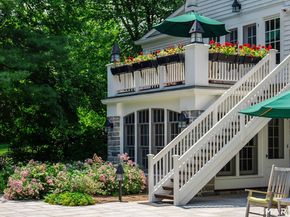 114 Adams Lane, New Canaan CT 06840
