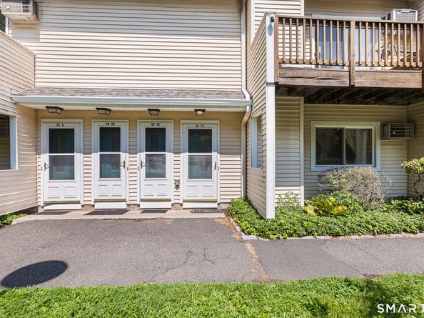 8 Rose Lane 1011, Danbury CT 06811