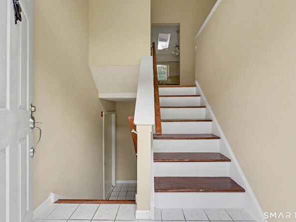 35 Bruce Drive, Shelton CT 06484