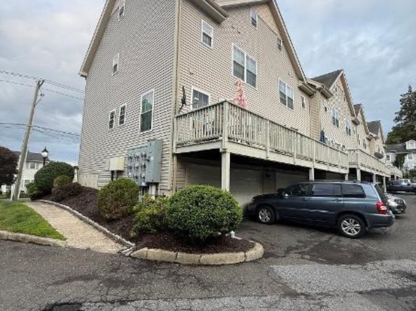 40 Division Street 6, Danbury CT 06810