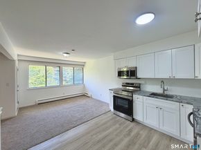 154 Cold Spring Road 86, Stamford CT 06905